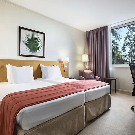 Hotel Nh Luxembourg Airport