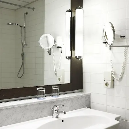 Hotel Nh Luxembourg Airport Niederanven
