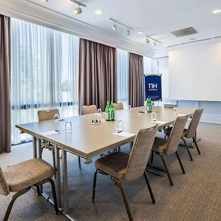 Nh Luxembourg Airport Hotel