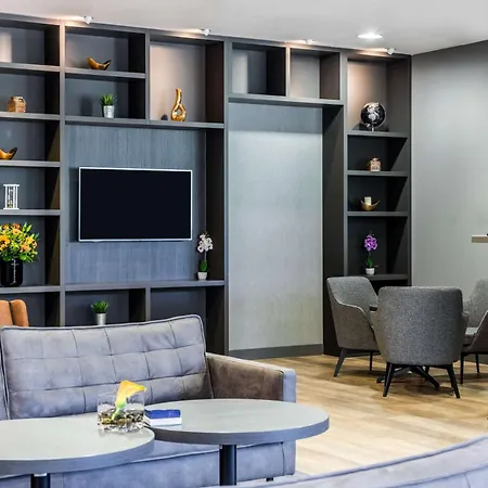 Hotel Nh Luxembourg Airport