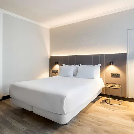 Nh Luxembourg Airport 4*