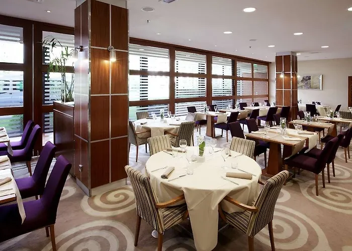 Nh Luxembourg Airport 4*