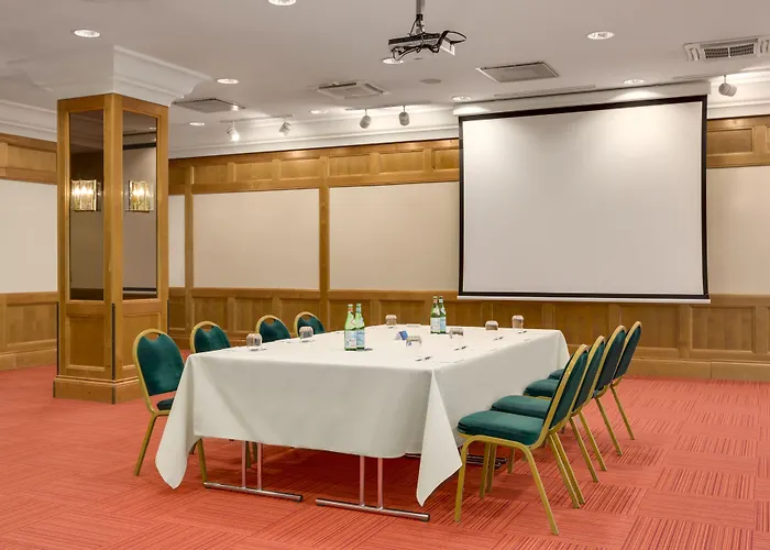 Hotel Nh Luxembourg Airport Niederanven