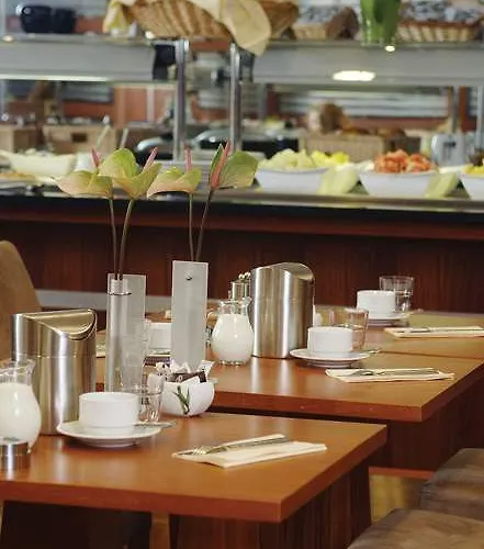 Nh Luxembourg Airport Niederanven