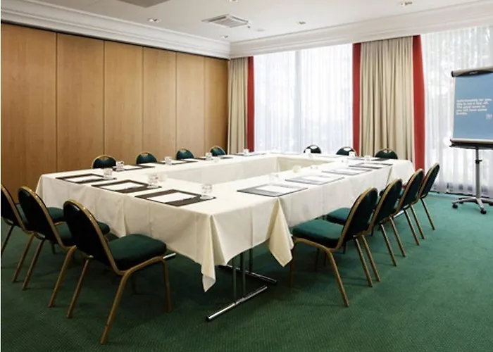 Nh Luxembourg Airport