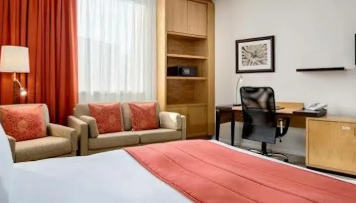 Hotel Nh Luxembourg Airport 4*