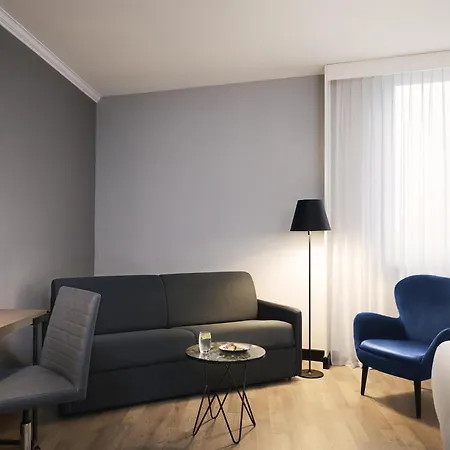 Hotel Nh Luxembourg Airport 4*