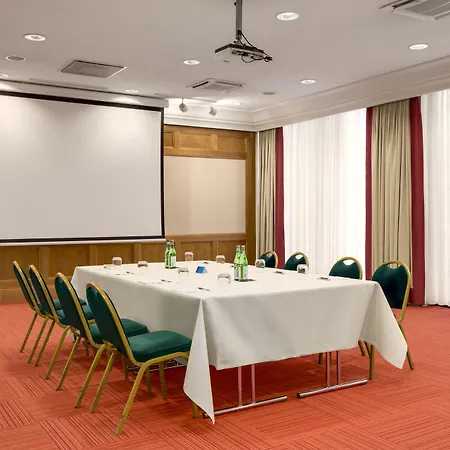 Nh Luxembourg Airport Hotel