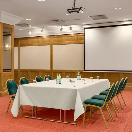 Hotel Nh Luxembourg Airport Niederanven