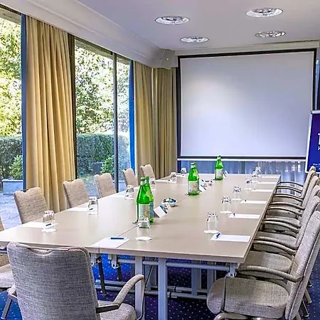 Hotel Nh Luxembourg Airport 4*