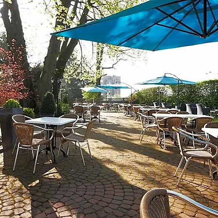 Nh Luxembourg Airport Hotel 4*