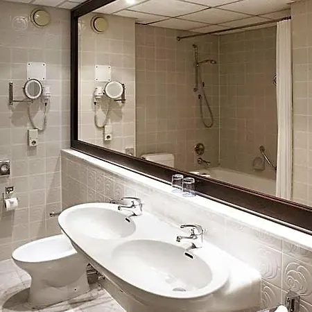 Hotel Nh Luxembourg Airport Niederanven