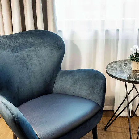 Nh Luxembourg Airport 4*