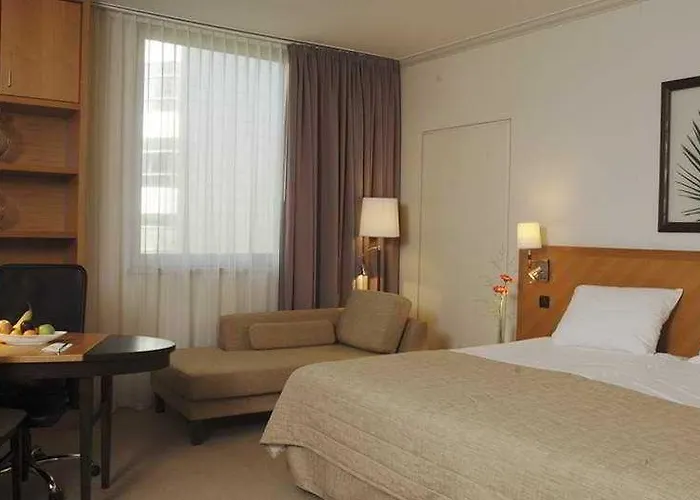 Nh Luxembourg Airport